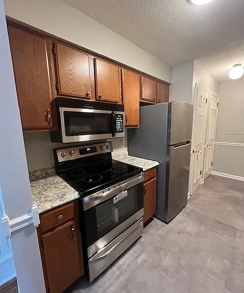 143 Brooke Castle Dr — Photo 6