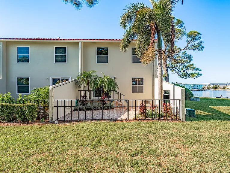 2700 Bayshore Blvd #507 — Photo 33