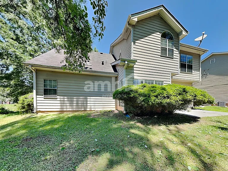 620 Claredon Ct — Photo 27