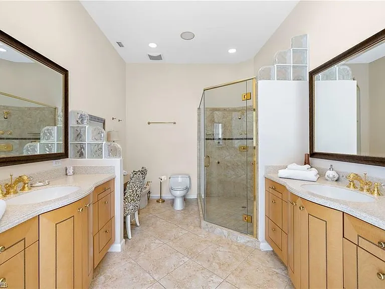 3860 Gordon Dr — Photo 25