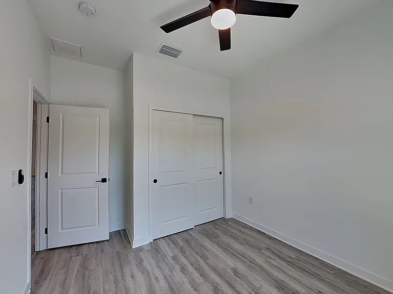 1125 Highlands Rd — Photo 8