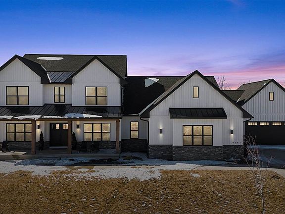 2nd image of 9267 Feather Ridge Pass