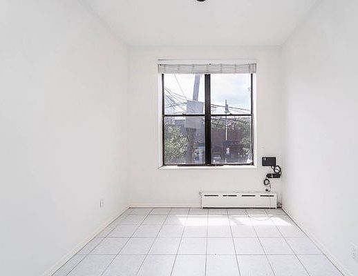 4th image of 29-09 Ditmars Blvd #2