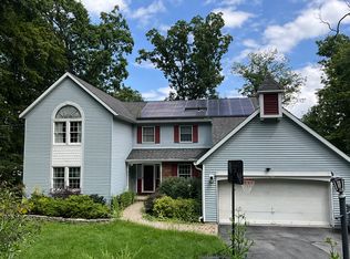 22 Dogwood Dr, Central Valley, NY 10917