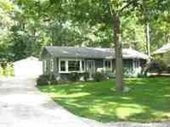 629 Island, Grass Lake, MI 49240