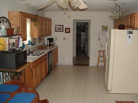 Large Kitchen!