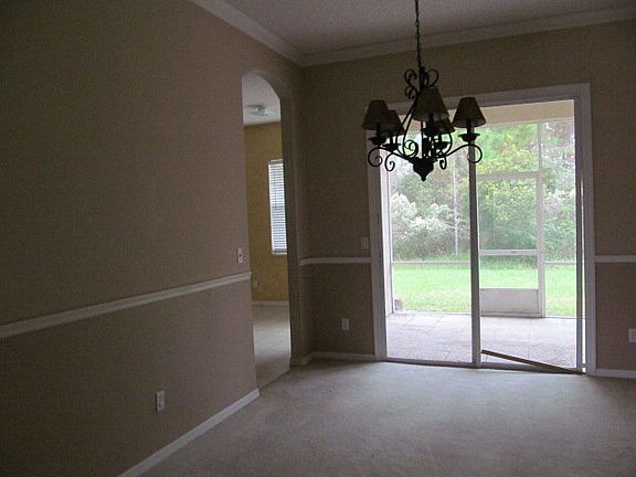 5th image of 7 Buttermill Dr
