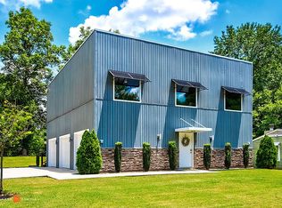 30 Oak Glen Dr, Greenville, SC 29607