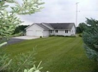 6701 Commercial Ln, Allenton, WI 53002