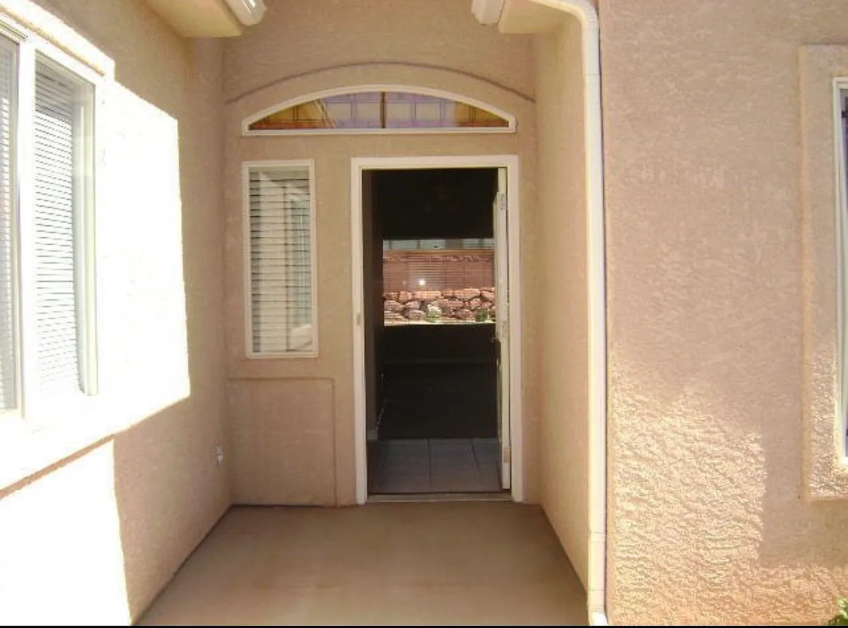 3 bed, 1552 sqft, $1,995 — Photo 4