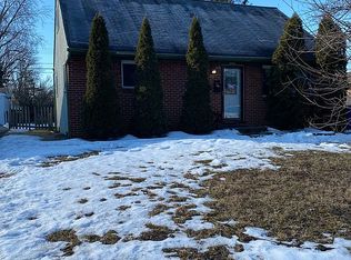 1041 Loring Rd, Columbus, OH 43224