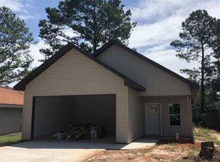 136 Rolling Woods Cir, Warner Robins, GA 31088