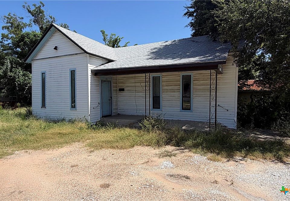 1st image of 500 E 6th St