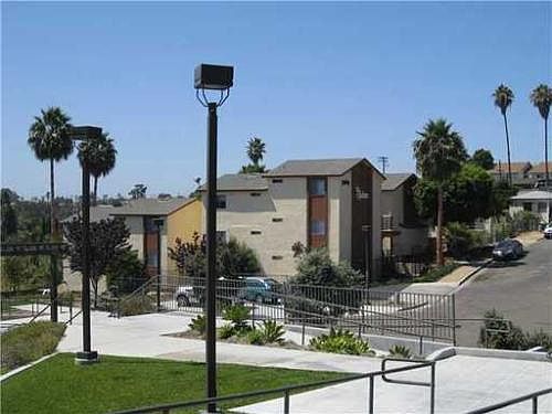 4th image of 5069 University Ave APT 7