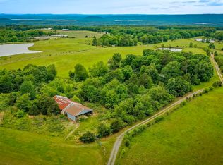 810 Diamond Bluff Rd, Quitman, AR 72131