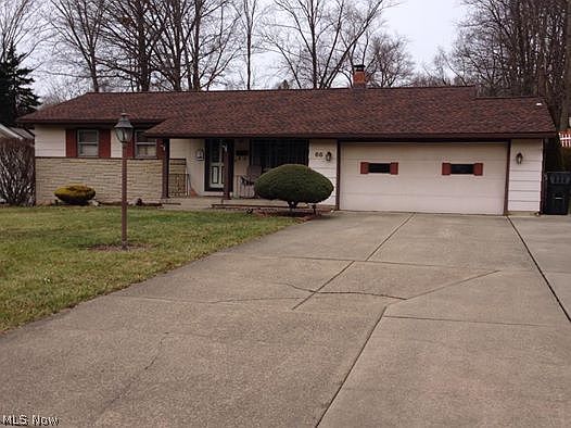 1st image of 66 Skyline Dr
