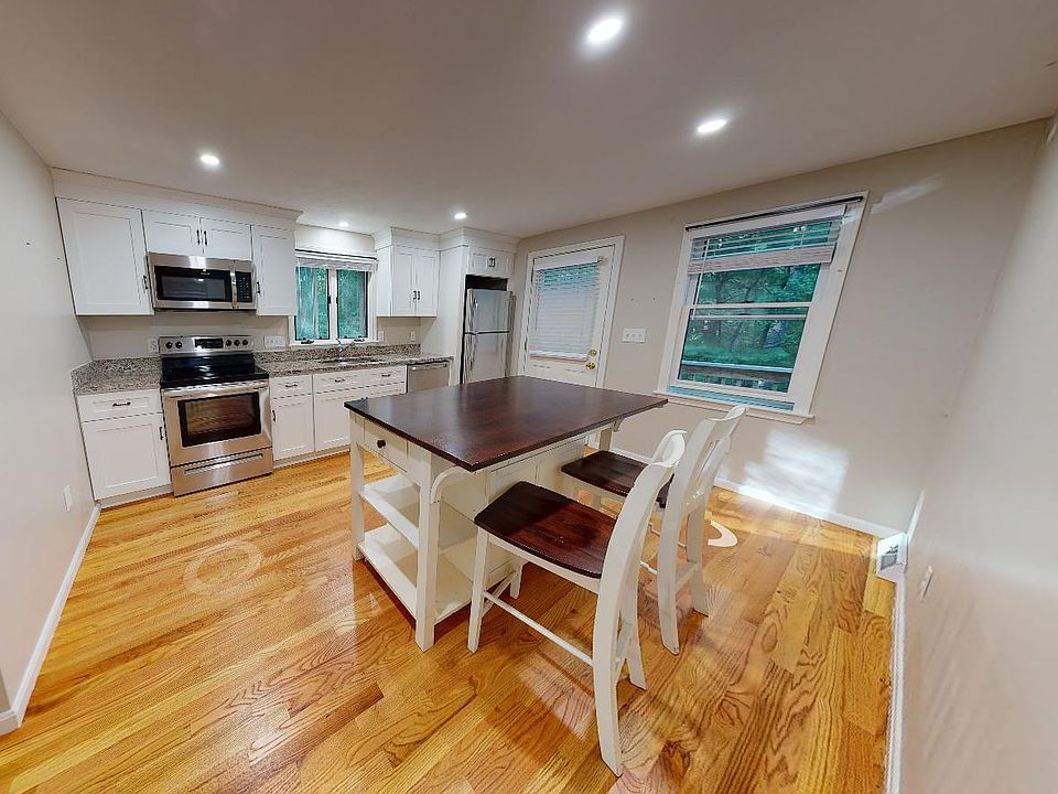 Foundry Street Townhouses 335 Foundry St North Easton MA Zillow