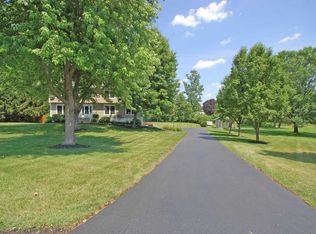 2 Farm View Rd, Wappingers Falls, NY 12590