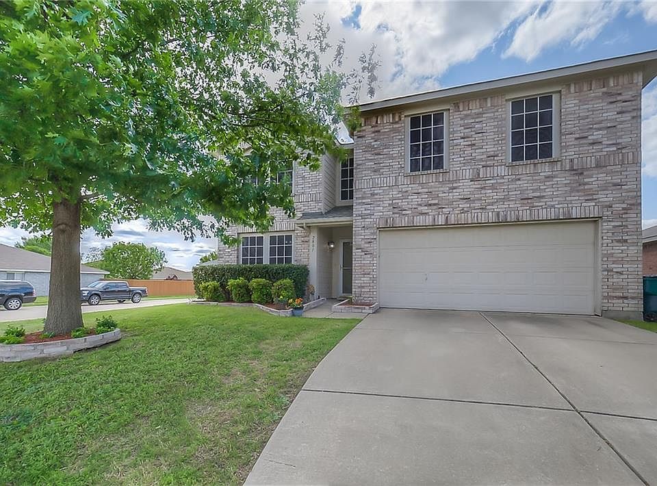 1st image of 2801 Bluffs Ct