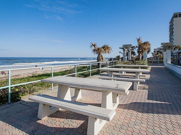 3rd image of 1513 Ocean Shore Blvd APT C5