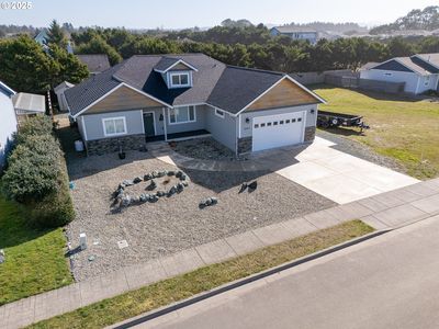 3097 Lincoln Ave SW, Bandon, OR, 97411