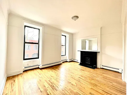 Rented by Pear NYC LLC | media 1