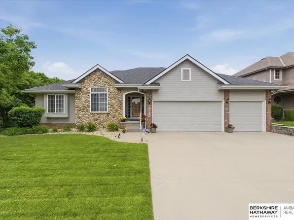 16313 Josephine St, Omaha, NE 68135