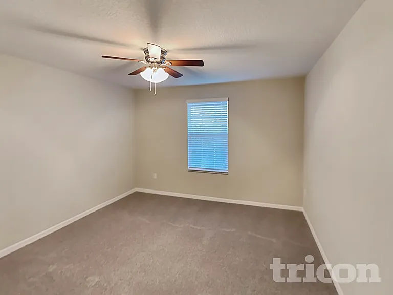 1609 Redmond Brook Ln — Photo 9