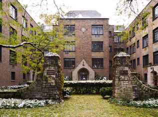 734 Noyes St #02, Evanston, IL 60201