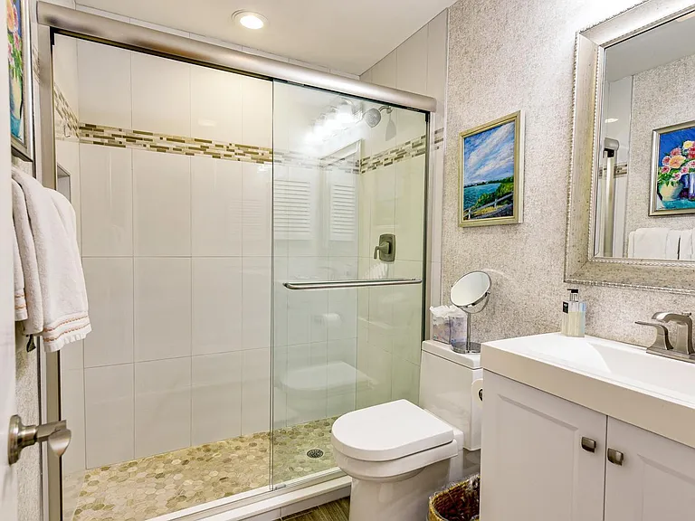 3718 Freshwater Dr — Photo 13