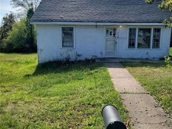 417 Merriman St, Eden, NC 27288
