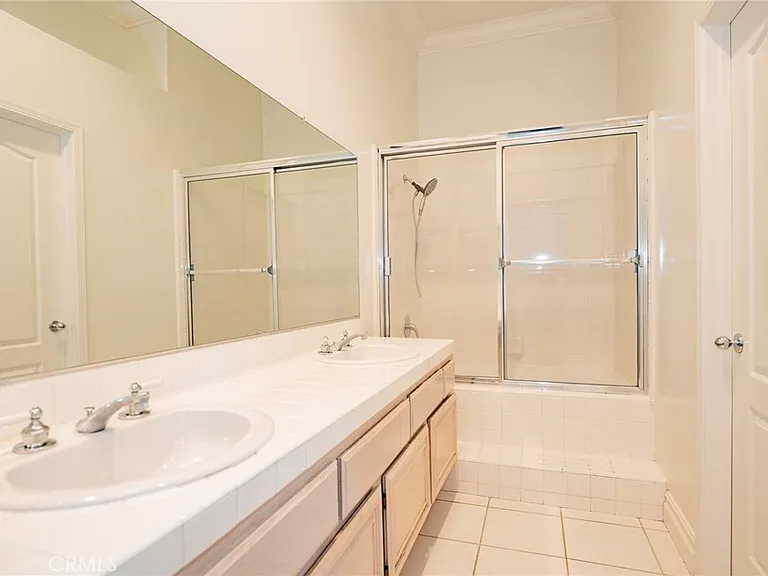 19436 Highridge Way — Photo 10