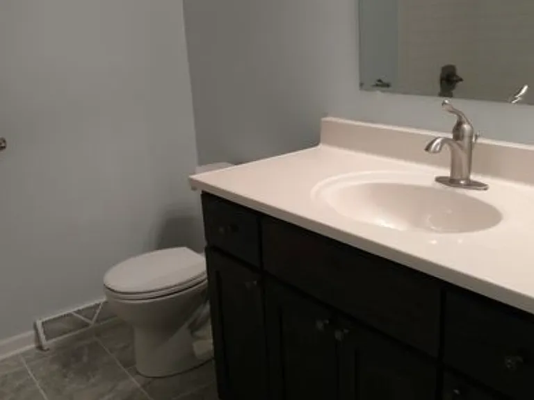 2104 Tamarack Ct — Photo 6