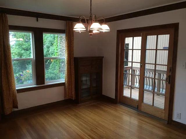 3 bed, 1.5 bath, 1656 sqft, $5,499 — Photo 3