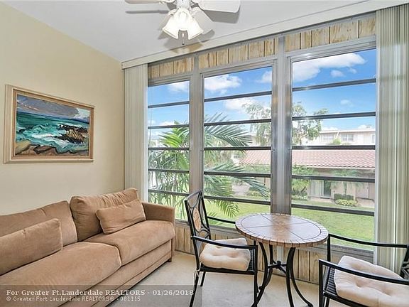 4th image of 1481 Ocean Blvd #203E