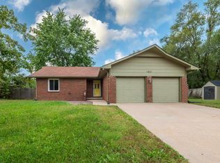 1847 Terry Ln, Andover, KS 67002