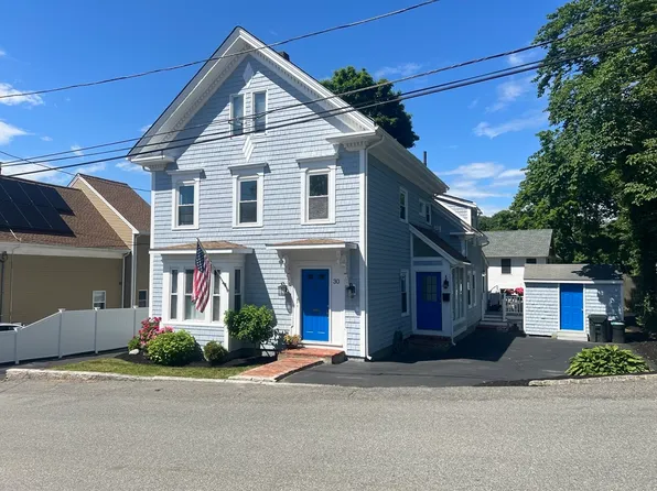 30 Chapel St #A, Gloucester, MA 01930