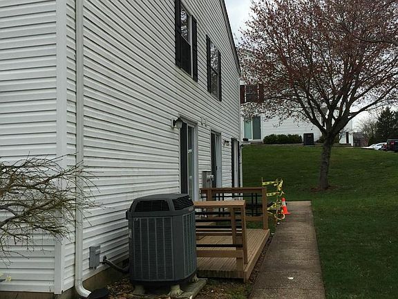 2nd image of 25 Ewing Dr #D