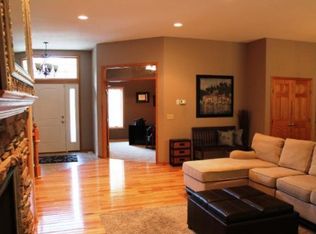 1420 Rice Creek Rd NE, Fridley, MN 55432