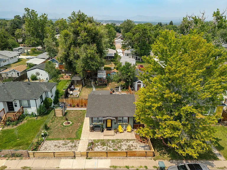 4229 S Delaware St — Photo 34