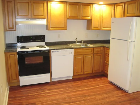 217 High St #B, Phoenixville, PA 19460