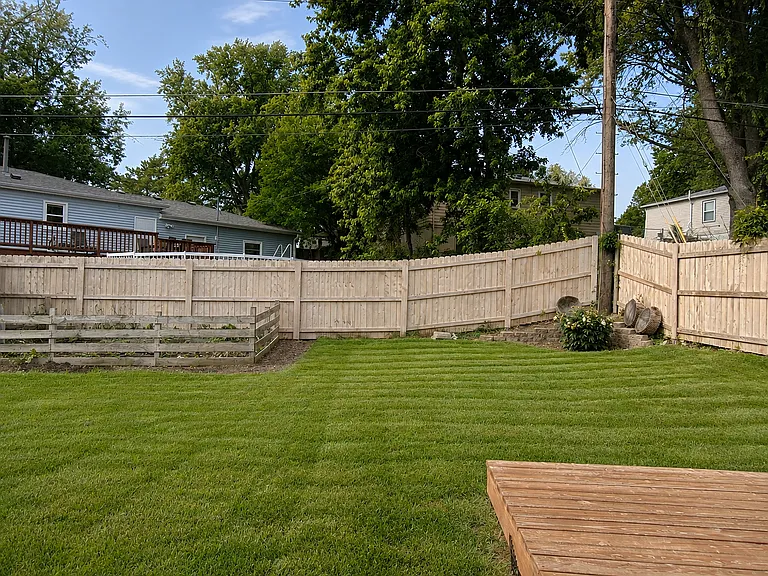 7518 Terry Dr — Photo 3