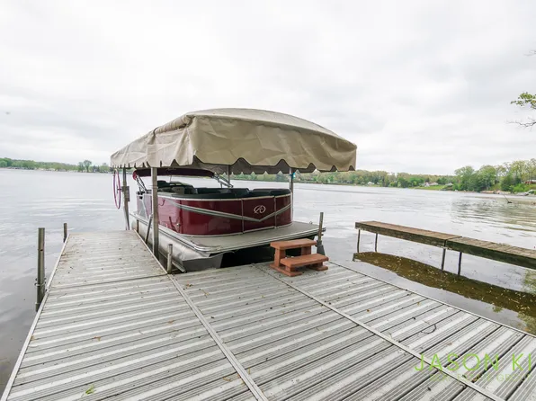 679 W Lincoln Ave, White Cloud, MI 49349