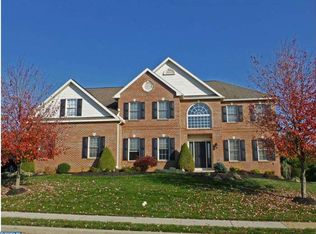 33 Fairwood Ave, Sinking Spring, PA 19608