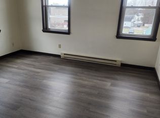 122 N Main St UNIT 3, Oneida, NY 13421