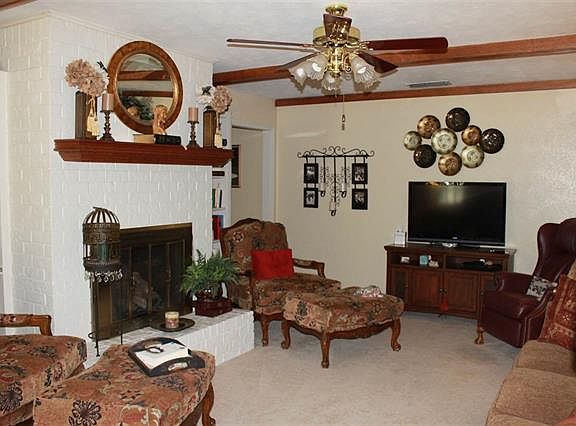 2nd image of 1106 Coushatta Ct