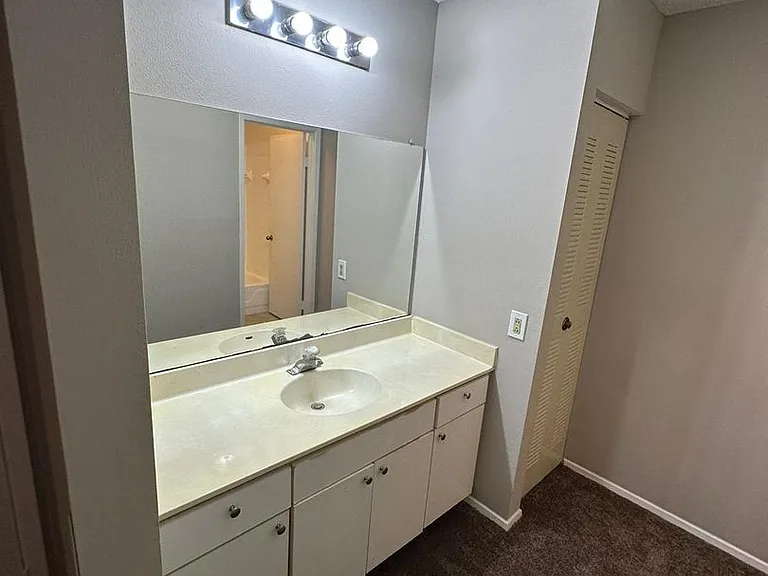 11225 W Atlantic Blvd — Photo 5