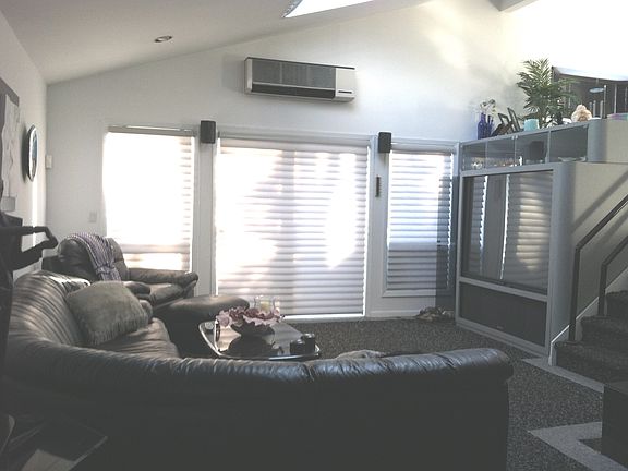 3rd image of 70 Wooleys Ln