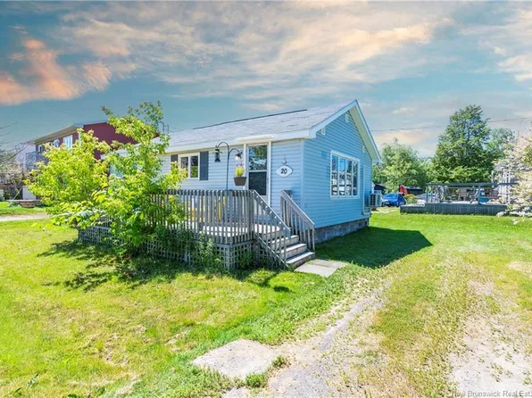20 William Ave, Shediac, NB E4P 5K3