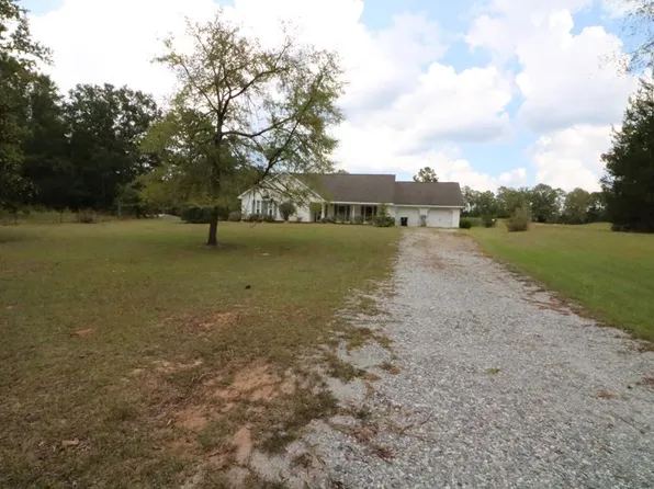 701 Deer Trl, Box Springs, GA 31801